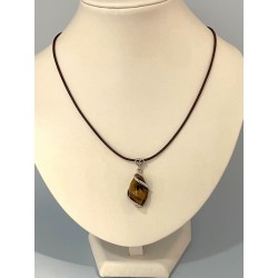 Pendentif navette oeil de tigre
