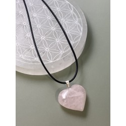 Pendentif coeur quartz rose