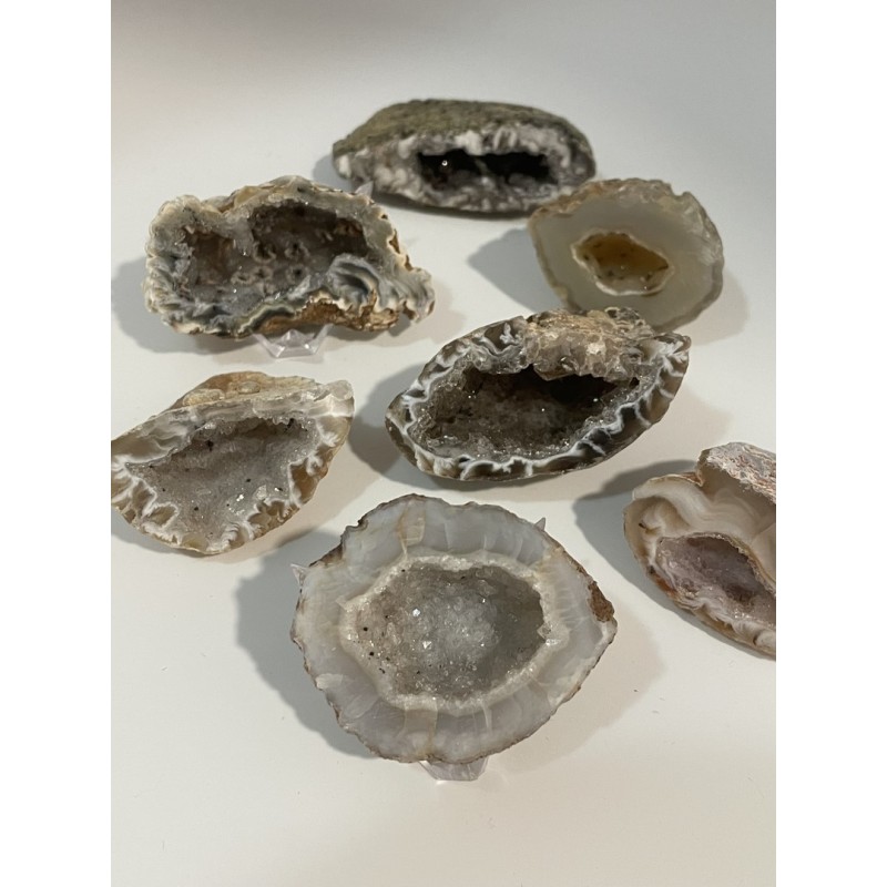 Petite géode d'agate et de quartz