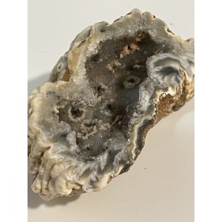 Petite géode d'agate et de quartz