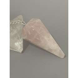 Pendule à facettes, en quartz rose.