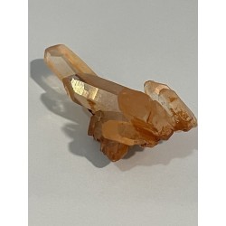 Groupe de quartz tangerine hématoïde