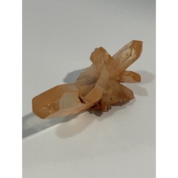 Groupe de quartz tangerine hématoïde