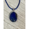 Pendentif en lapis-lazuli, avec attache en argent.