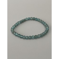 Bracelet en apatite bleue cristallisée. Perles 6 mm.