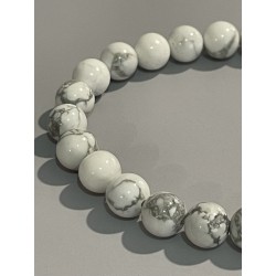 Bracelet en magnésite, perles 8 mm.