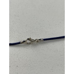 Cabochon en calcédoine bleue