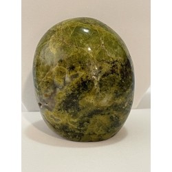 Forme libre opale verte référence 004