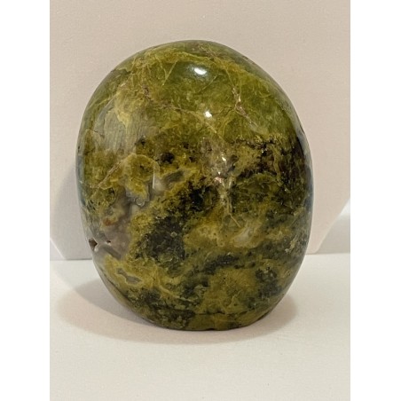 Forme libre opale verte référence 004