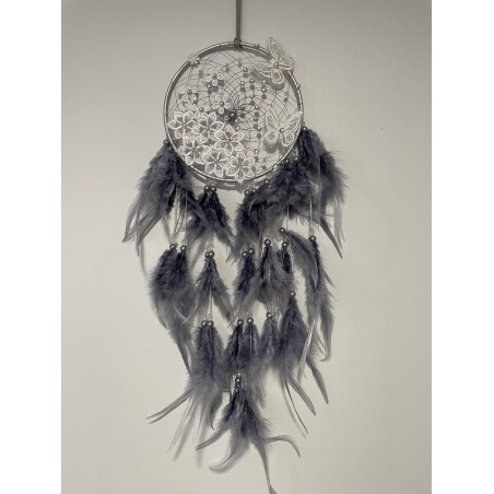 Attrape-rêves Douceur – Gris, motifs floraux en tulle & éclats nacrés