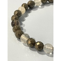 Détail des perles en citrine, pyrite facettée et quartz fumé du bracelet Le Trésor des Mers.