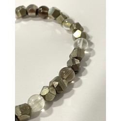 Détail des perles en citrine, pyrite à l’aspect pépite et quartz fumé du bracelet Le Trésor des Mers – Édition Pépite.