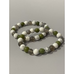 La Lame du Vent – Bracelet en howlite, agate grise et jade néphrite - Existe en 19 cm et 21 cm de longueur.