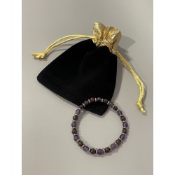 Le bracelet La Dame de Grenat et son écrin.