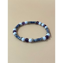 L'éclat de Cristal – Bracelet 6 mm en sodalite, calcédoine bleue et améthyste, avec rondelles en acier inoxydable.